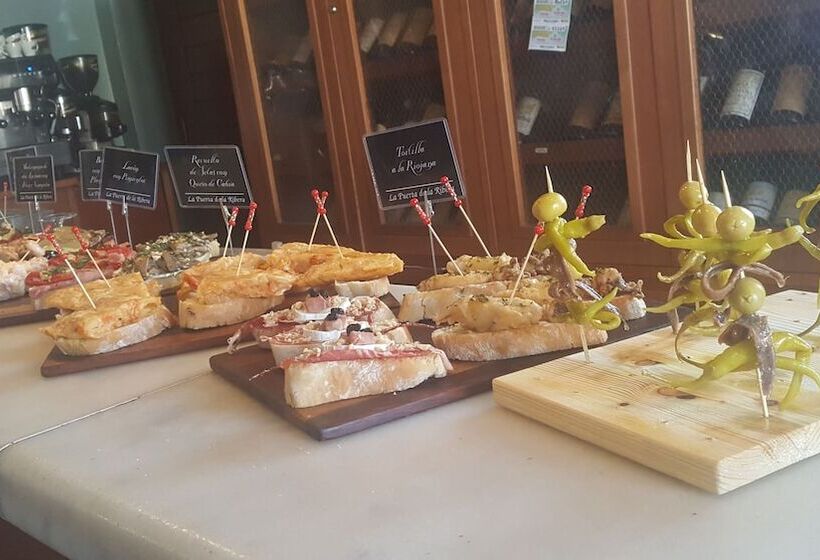 ホテル La Puerta De La Ribera