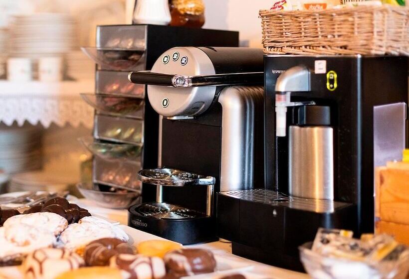 Сельский отель Masia Can Canyes & Spa