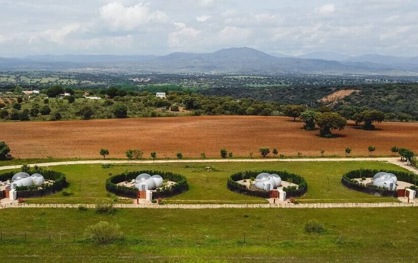 فندق ريفى Miluna