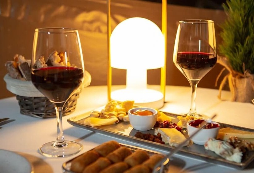 בית מלון כפרי Miluna