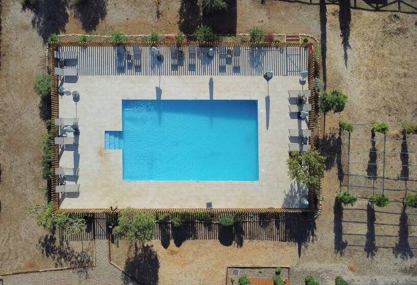 فندق ريفى Miluna