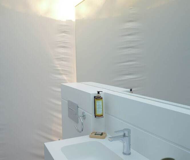 فندق ريفى Miluna