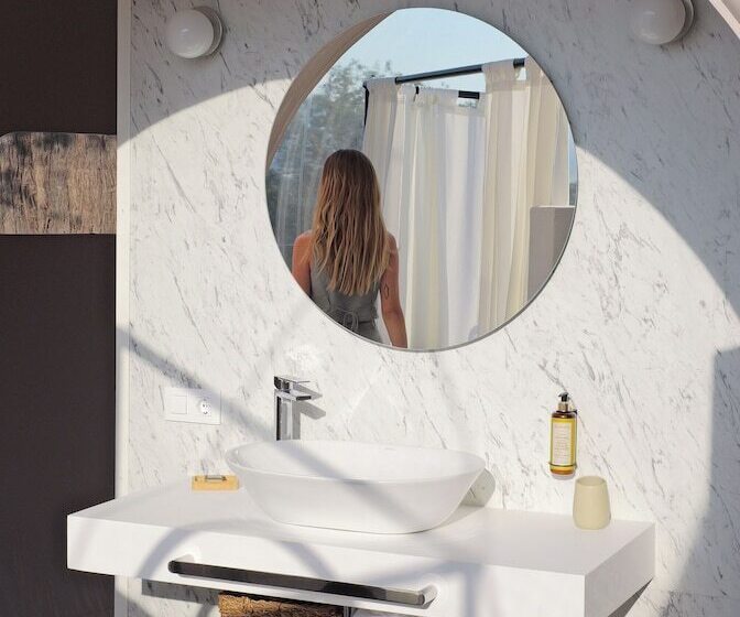 فندق ريفى Miluna