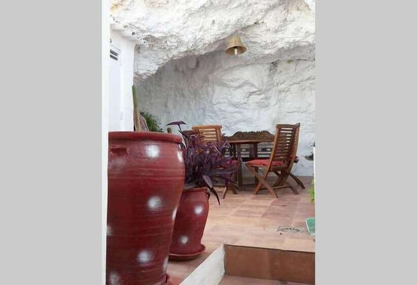 La Cueva Soleá