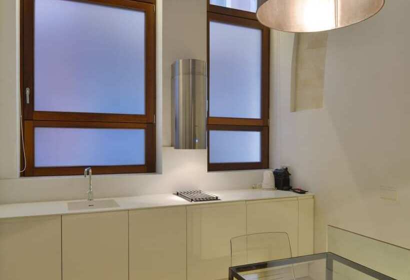 Lonja Suites Apartments