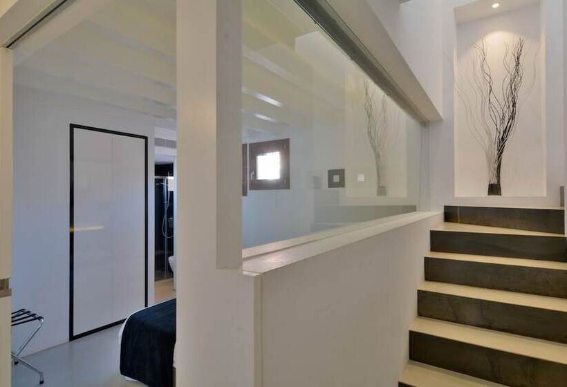 Lonja Suites Apartments