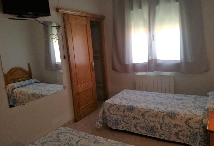 ペンション Alojamiento Cr Cuatro Caminos