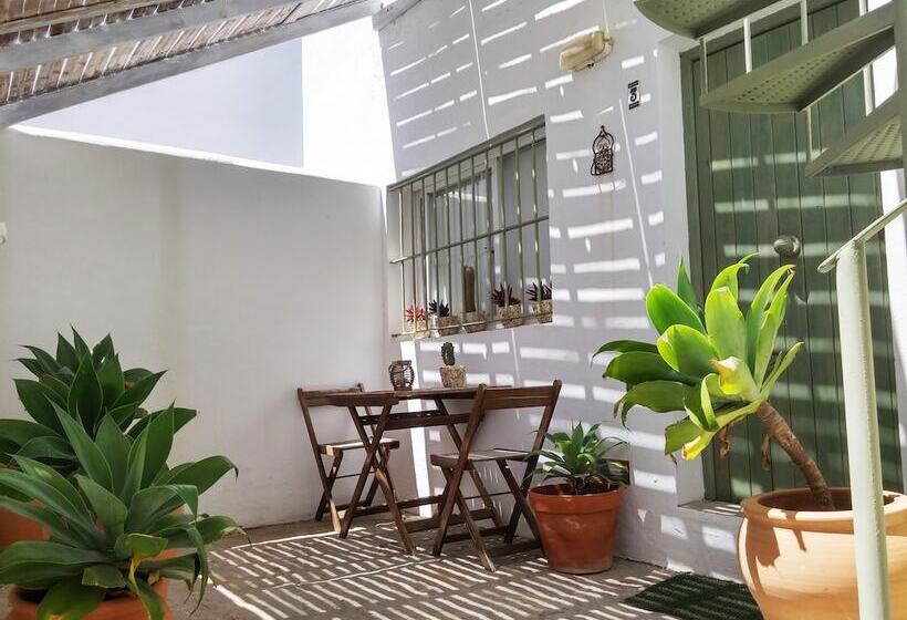 פנסיון Bungalows Castillejos   Adults Only