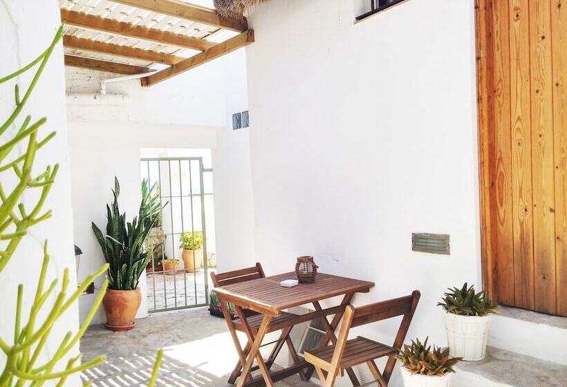 פנסיון Bungalows Castillejos   Adults Only