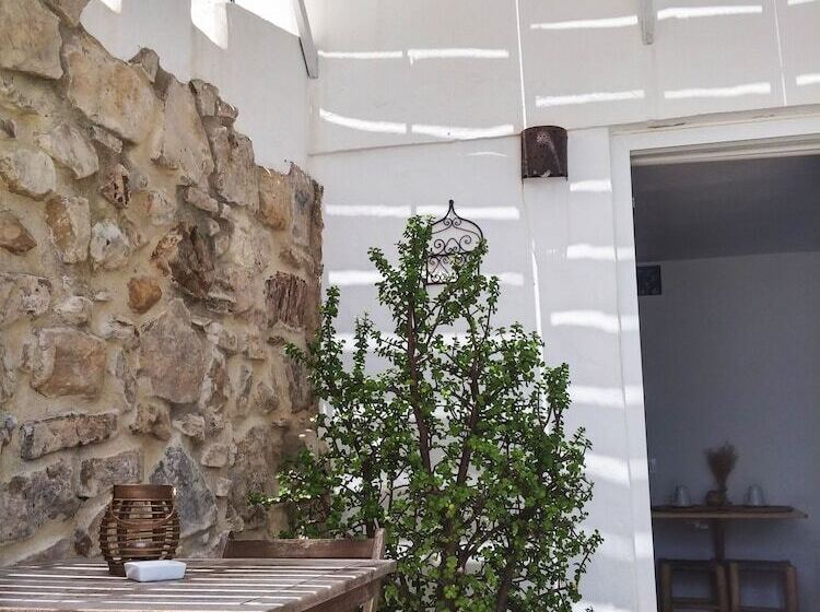 פנסיון Bungalows Castillejos   Adults Only