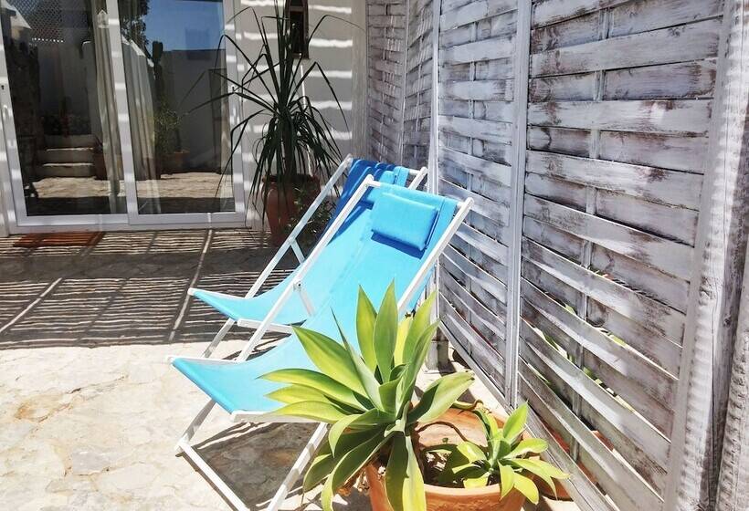 פנסיון Bungalows Castillejos   Adults Only