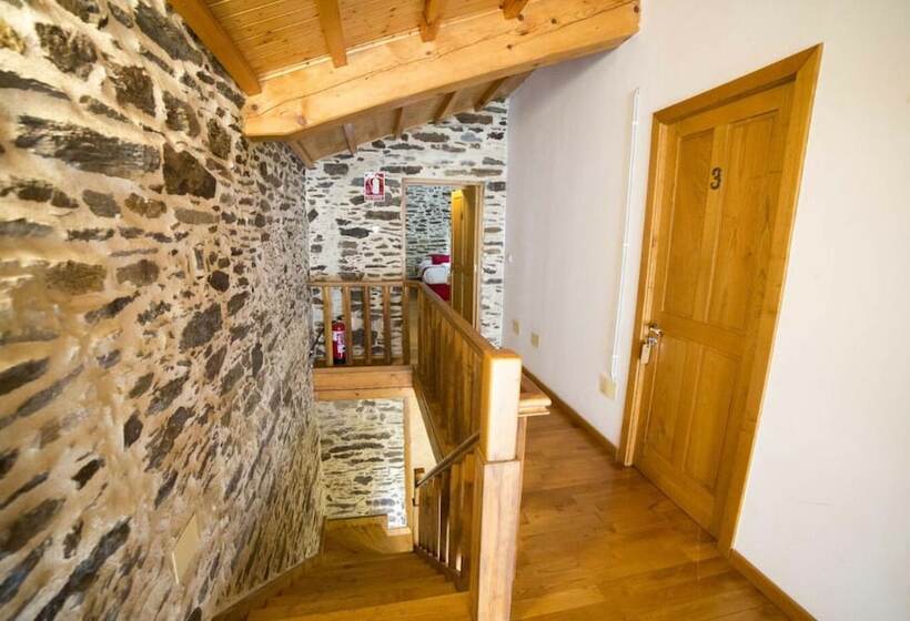 بنسيون Casa De La Fuente