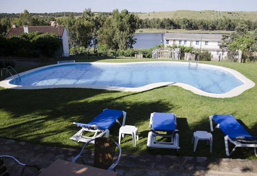 פנסיון Casa Rural Casa Valdecaballeros