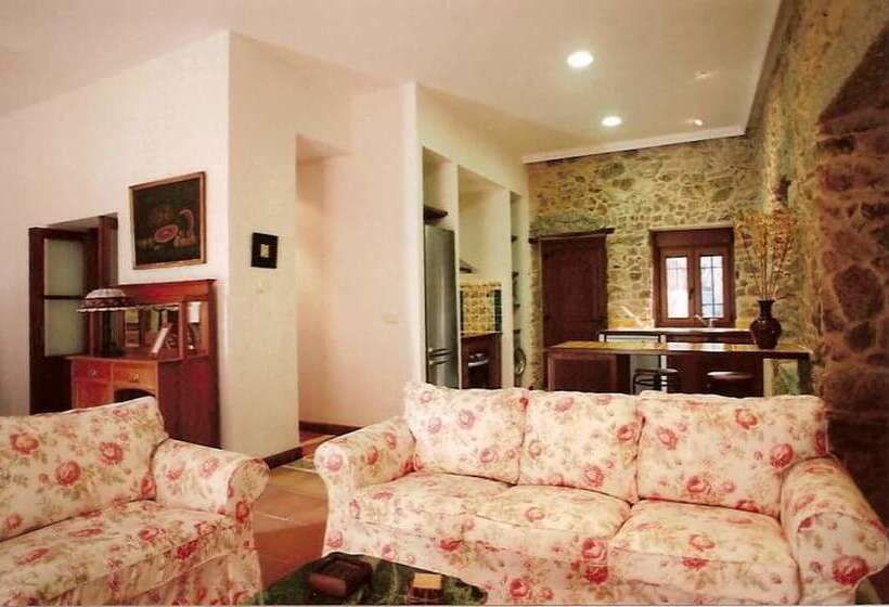 بنسيون Casa Rural La Llave De Miraflores