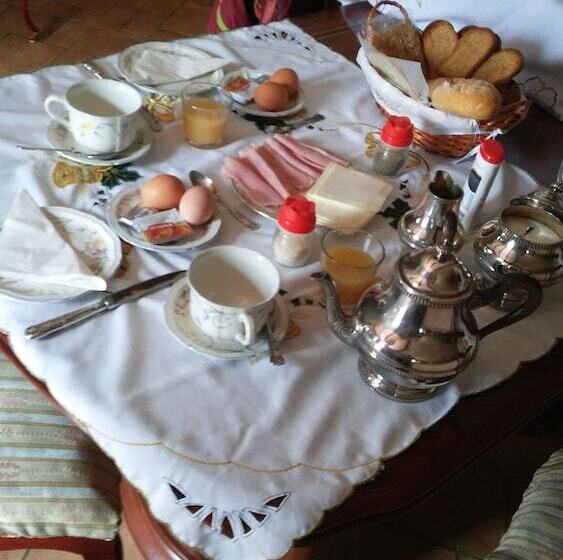 پانسیون Cuevaalegria