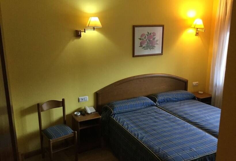 پانسیون Hostal Café Español