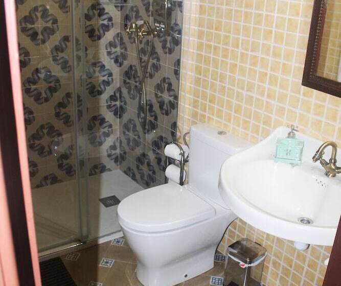 פנסיון Hostal Rural Mas Blanc