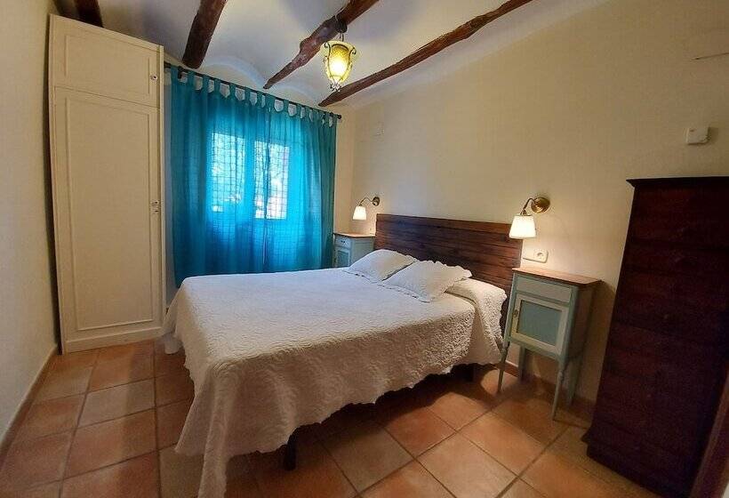 ペンション La Casa De La Estación