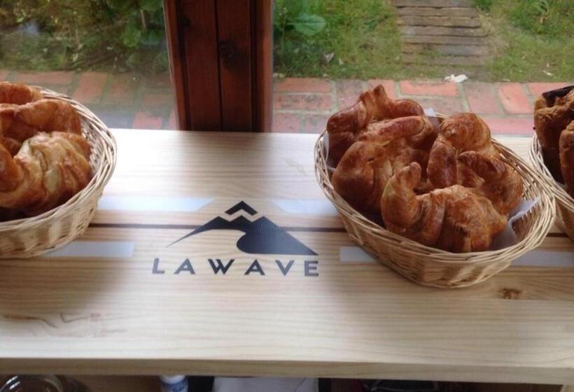 پانسیون La Wave Surf House