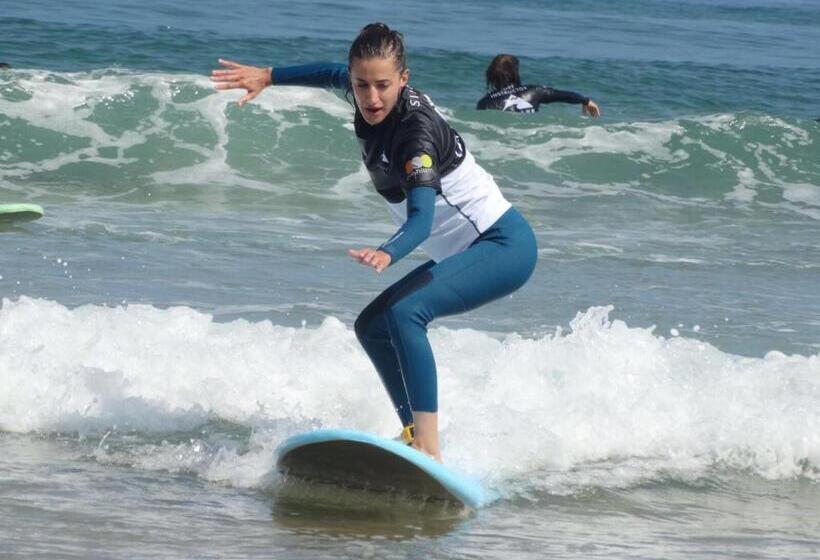 پانسیون La Wave Surf House