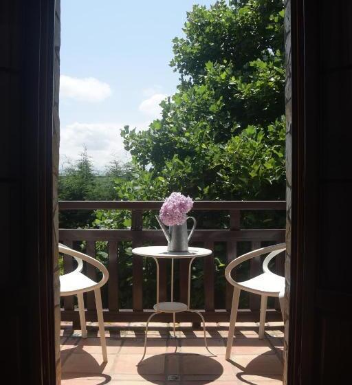 پانسیون La Wave Surf House