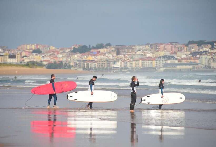 پانسیون La Wave Surf House