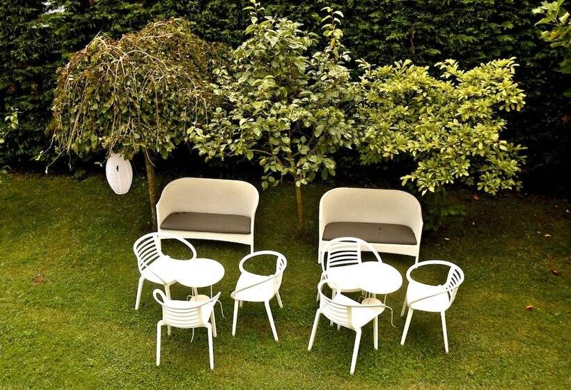 پانسیون La Wave Surf House