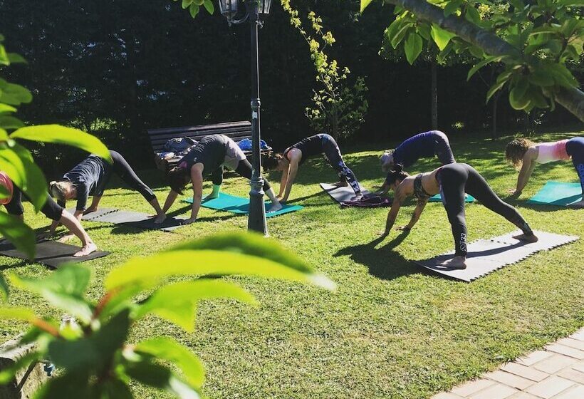 پانسیون La Wave Surf House