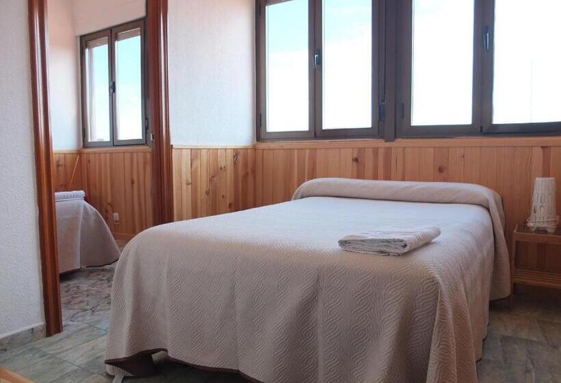 پانسیون Los Angeles Plaza