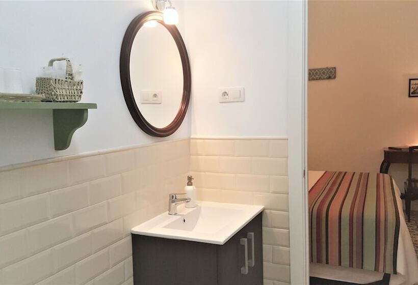 פנסיון Los Canaritos