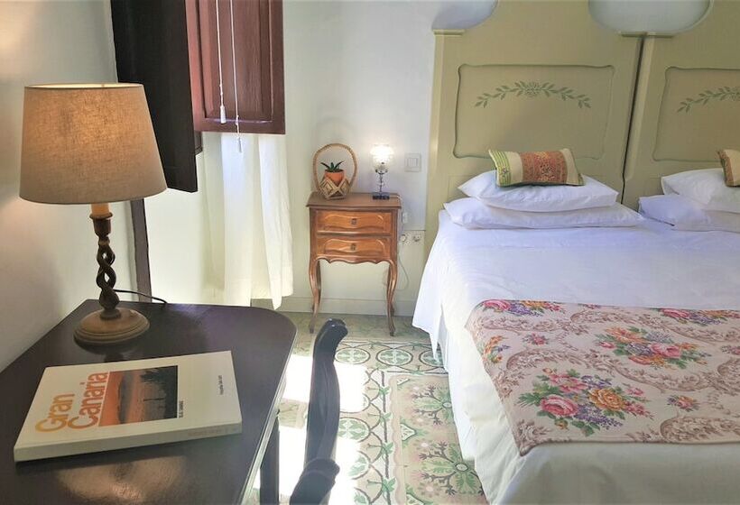 פנסיון Los Canaritos