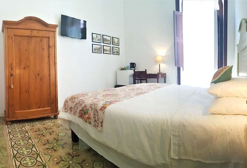 פנסיון Los Canaritos