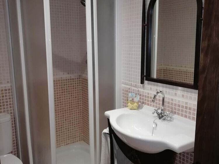 פנסיון Posada La Reja