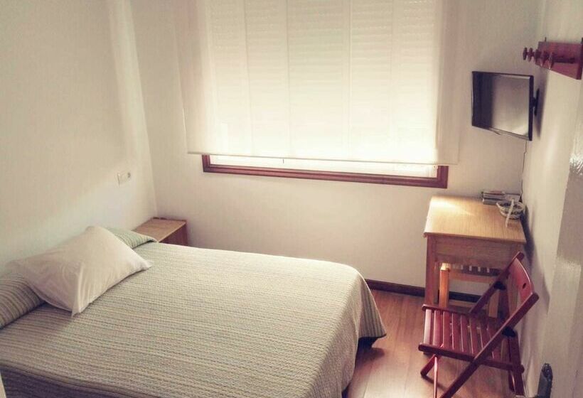 پانسیون Rua Do Medio