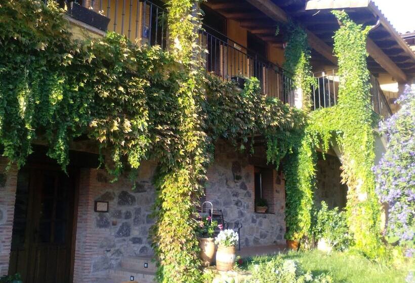 بنسيون Rural La Covacha