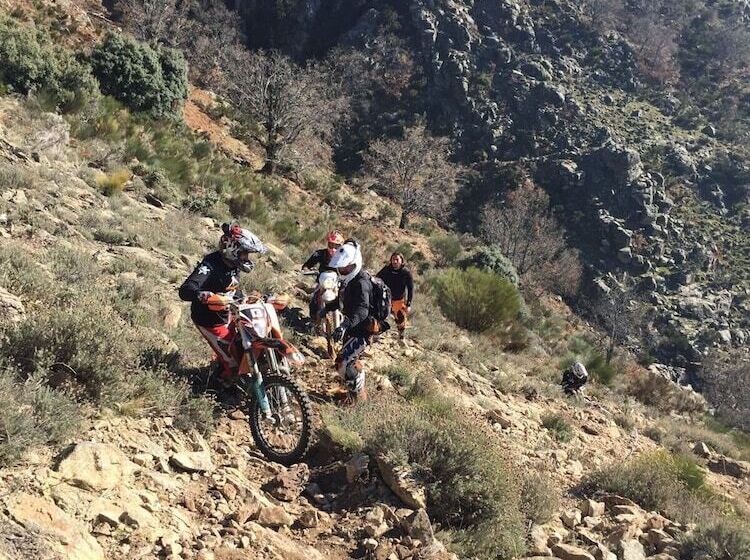 بنسيون Rural La Covacha