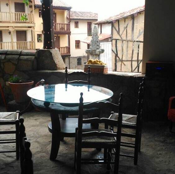 بنسيون Casa Rural La Picota