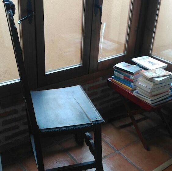 بنسيون Casa Rural La Picota