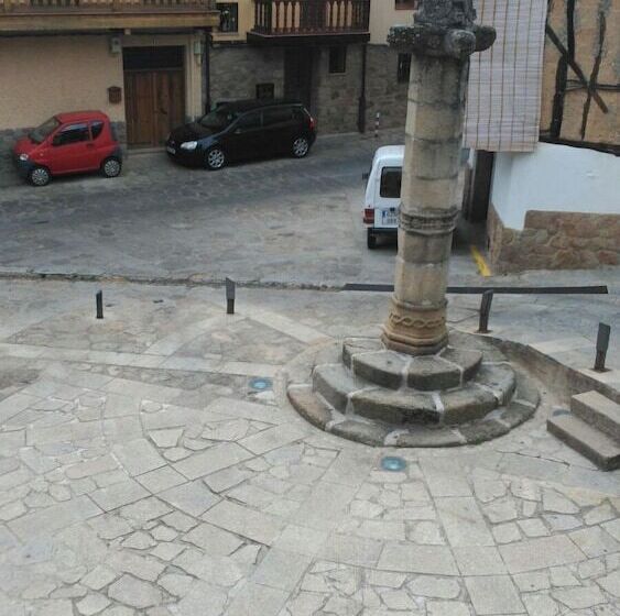 بنسيون Casa Rural La Picota