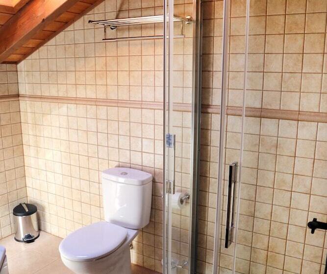 Пансион Saint James Way