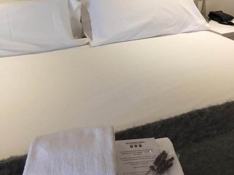 ペンション San Lorenzo Suites