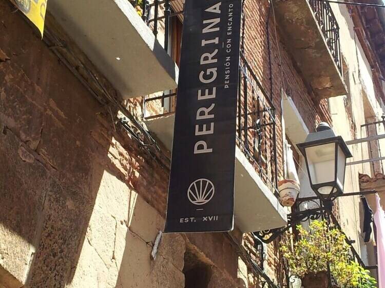 Peregrinando, Pensión Con Encanto