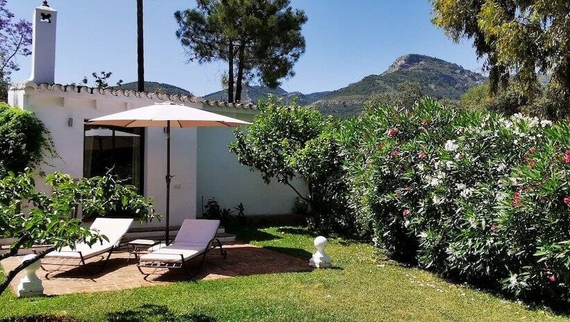 Roca Verde, Boutique Bed & Breakfast