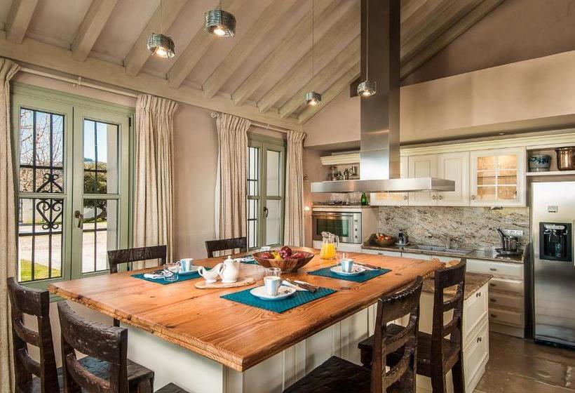 Ronda Mountain Resort