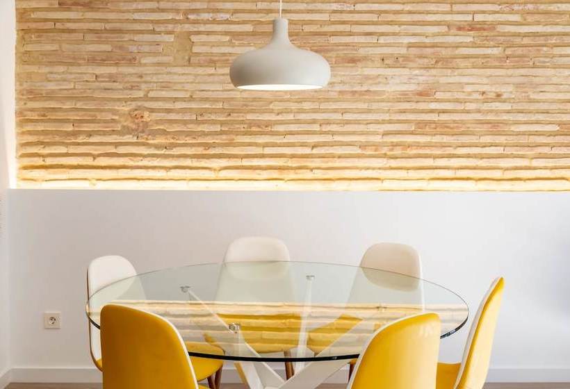 Travel Habitat Estacion Del Norte