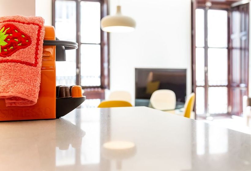 Travel Habitat Estacion Del Norte