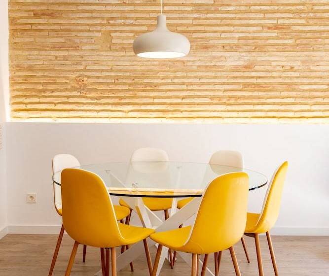 Travel Habitat Estacion Del Norte