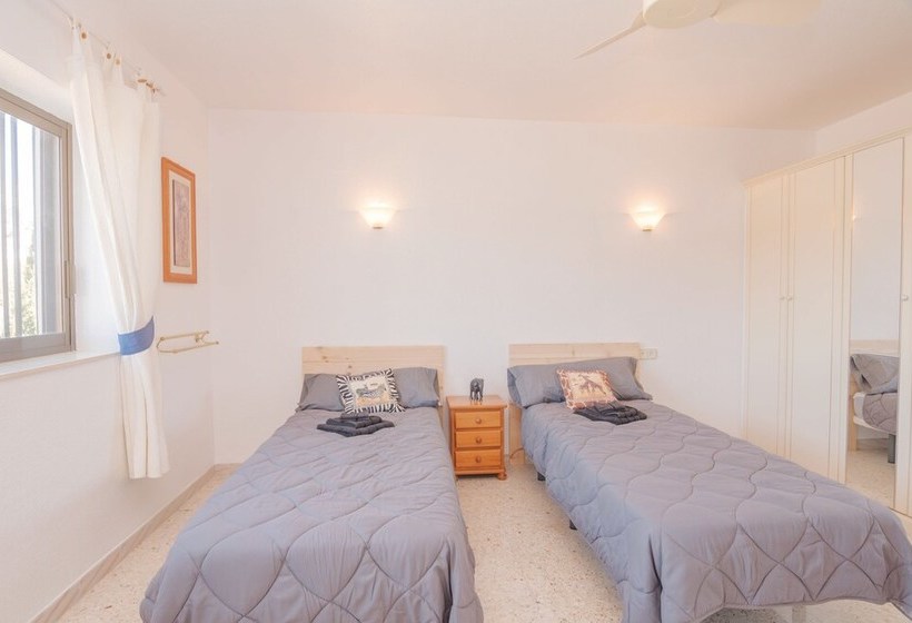 Villa Las Brujas De La Suerte