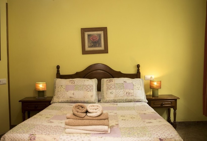 Apartamentos La Regoria