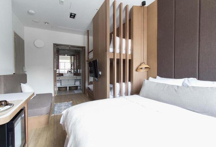 تختخواب و صبحانه Ho̍k House